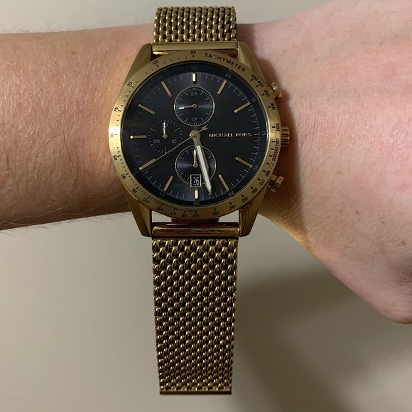 Men’s Gold Michael Kors Watch - Picture 2 of 2